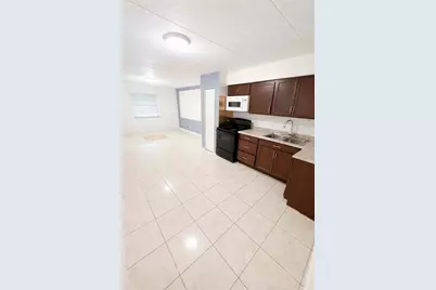 746 NE Michigan Court #1, Saint Cloud, FL 34769 - Photo 5