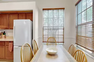 1432 Brook Hollow Dr, Orlando, FL 32824 - Photo 11