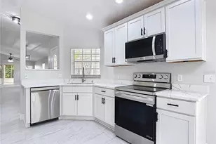 777 Vineyard Way, Kissimmee, FL 34759 - Photo 9