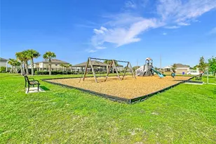 1307 Mako Wy, Kissimmee, FL 34741 - Photo 35