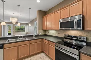 555 Presido Park Pl, Poinciana, FL 34759 - Photo 15