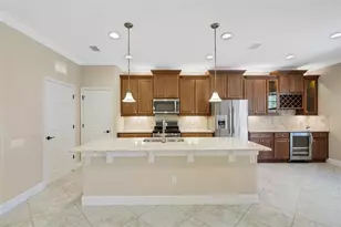 224 Granada Ln, Davenport, FL 33837 - Photo 19