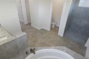 3008 NW 41st Ave, Cape Coral, FL 33993 - Photo 35