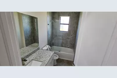 3008 NW 41st Avenue, Cape Coral, FL 33993 - Photo 11