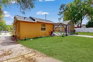 2017 Miller Blvd, Fruitland Park, FL 34731 - Photo 23