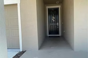 34772 Mulrion Dr, Zephyrhills, FL 33541 - Photo 17