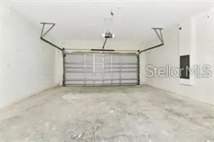 285 N Kentucky Ave, Umatilla, FL 32784 - Photo 17