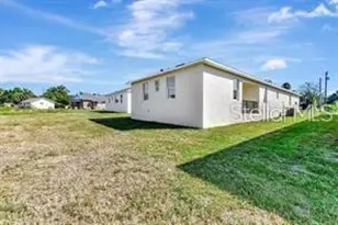 285 N Kentucky Ave, Umatilla, FL 32784 - Photo 19