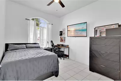 2654 Hawthorne Lane, Kissimmee, FL 34743 - Photo 17