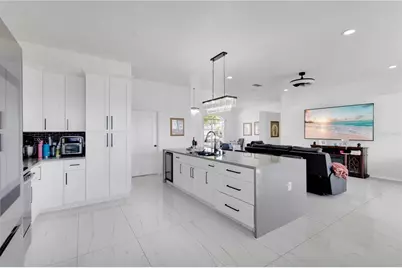 2654 Hawthorne Lane, Kissimmee, FL 34743 - Photo 7