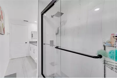 2654 Hawthorne Lane, Kissimmee, FL 34743 - Photo 15