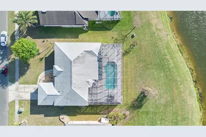 2654 Hawthorne Lane, Kissimmee, FL 34743 - Photo 31