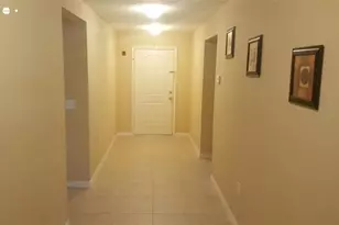 1038 Tourmaline Dr, Kissimmee, FL 34746 - Photo 9