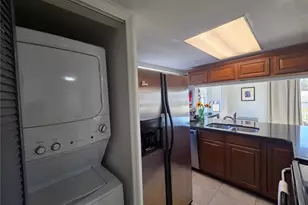 803 Caribbean Dr, Davenport, FL 33897 - Photo 3