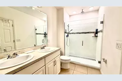 5003 Royal Point Avenue, Kissimmee, FL 34746 - Photo 7