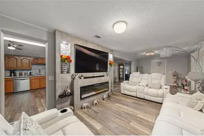 2605 Island Oaks E, Lakeland, FL 33805 - Photo 9