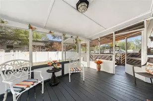 2605 Island Oaks E, Lakeland, FL 33805 - Photo 5