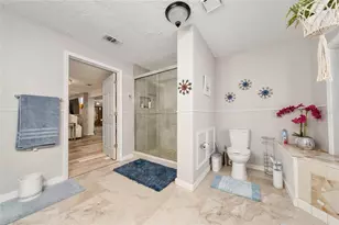 2605 Island Oaks E, Lakeland, FL 33805 - Photo 25