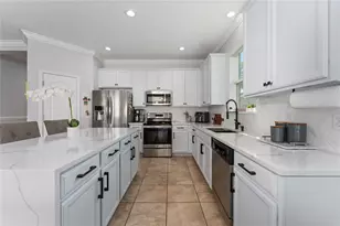 2546 Eagle Bay Blvd, Kissimmee, FL 34743 - Photo 21