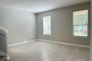 10341 Lake District Ln, Orlando, FL 32832 - Photo 5