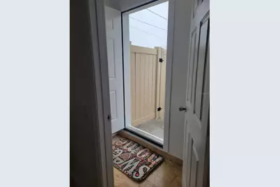 531 Lakeview Court, Kissimmee, FL 34759 - Photo 3