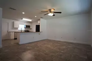 217 W Maple St, Davenport, FL 33837 - Photo 7