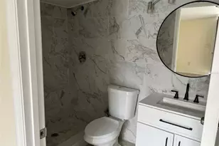 682 Walkup Dr, Orlando, FL 32808 - Photo 3