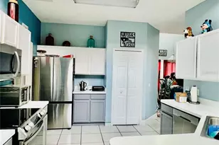 2521 Jasmine Trace Dr, Kissimmee, FL 34758 - Photo 7