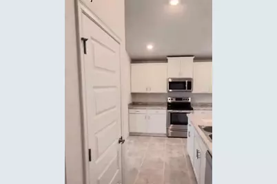 583 Jett Ln, Davenport, FL 33837 - Photo 3