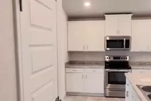 583 Jett Ln, Davenport, FL 33837 - Photo 3