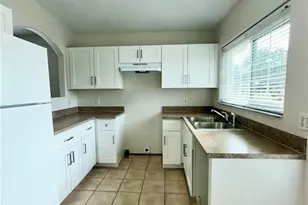 2850 Osprey Cove Pl, Kissimmee, FL 34746 - Photo 11