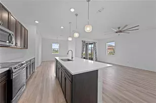 920 Livestock Loop, Saint Cloud, FL 34771 - Photo 9