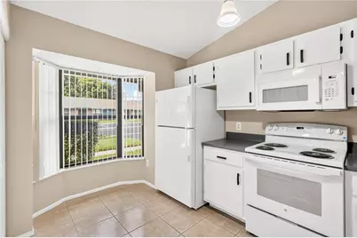 2791 King Oak Circle, Saint Cloud, FL 34769 - Photo 11