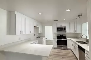 1809 Paradise Dr, Kissimmee, FL 34741 - Photo 15