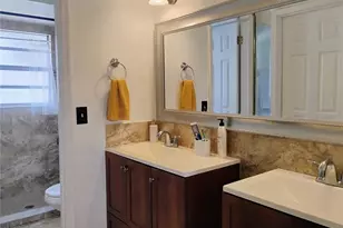 9120 Queen Elizabeth Ct, Orlando, FL 32818 - Photo 11