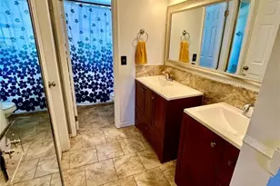 9120 Queen Elizabeth Ct, Orlando, FL 32818 - Photo 7