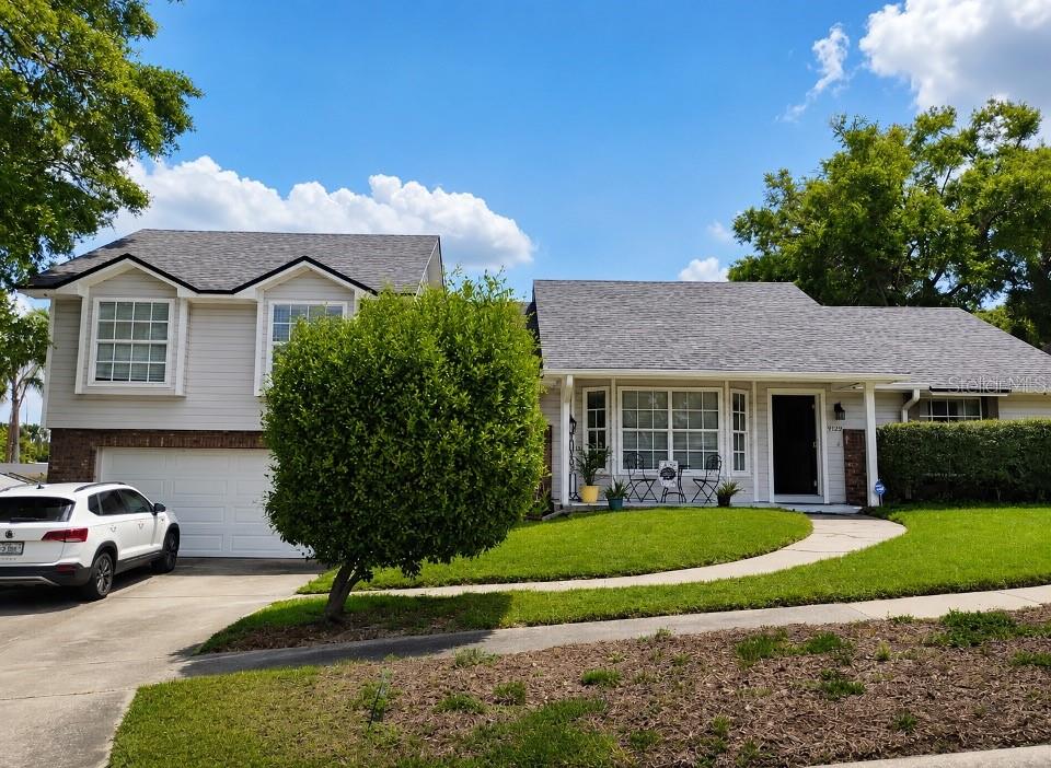 9120 Queen Elizabeth Ct - 9120 Queen Elizabeth Ct, Orlando, FL 32818 Luxury Property | Jose Angel Pina