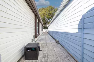 2104 Winslow Dr, Orlando, FL 32812 - Photo 31