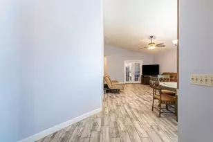 2104 Winslow Dr, Orlando, FL 32812 - Photo 5