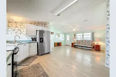 980 7th Street NW #43, Largo, FL 33770 - Photo 17