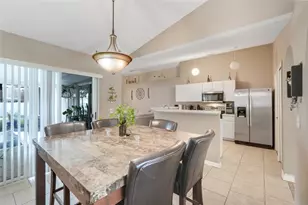 902 Cannes Dr, Kissimmee, FL 34759 - Photo 5