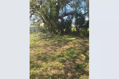 1805 Coral Point Drive, Cape Coral, FL 33990 - Photo 29