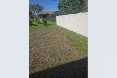 1805 Coral Point Drive, Cape Coral, FL 33990 - Photo 27