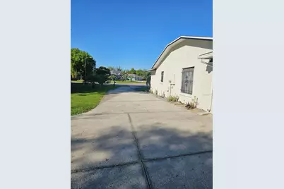 1745 Foxcreek Lane, Apopka, FL 32703 - Photo 19