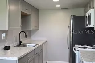 1006 Plantation Dr, Kissimmee, FL 34741 - Photo 5