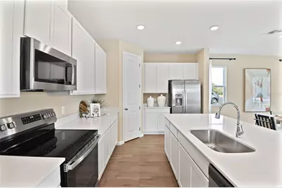 2526 29th Lane E, Palmetto, FL 34221 - Photo 5