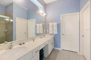 8013 Oak Shadow Ct, Davenport, FL 33837 - Photo 15