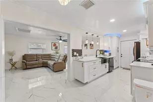 2903 Fieldcrest Ct, Orlando, FL 32839 - Photo 11