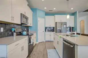 4693 Fairy Tale Cir, Kissimmee, FL 34746 - Photo 11