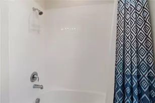 1651 Chatsworth Cir, Saint Cloud, FL 34771 - Photo 19